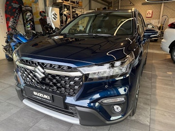 Vehicle image SUZUKI S-CROSS 0