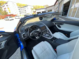 Jaguar F-Type Convertible 2.0