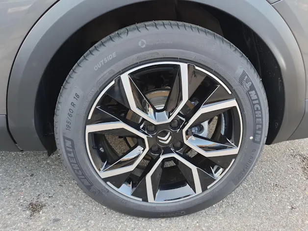 Citroën e-C4 X Shine