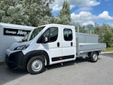First vehicle image