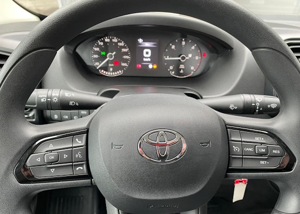 Vehicle image 11 Vehicle image 11