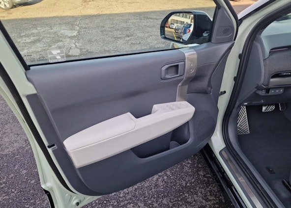 Vehicle image 12 Vehicle image 12