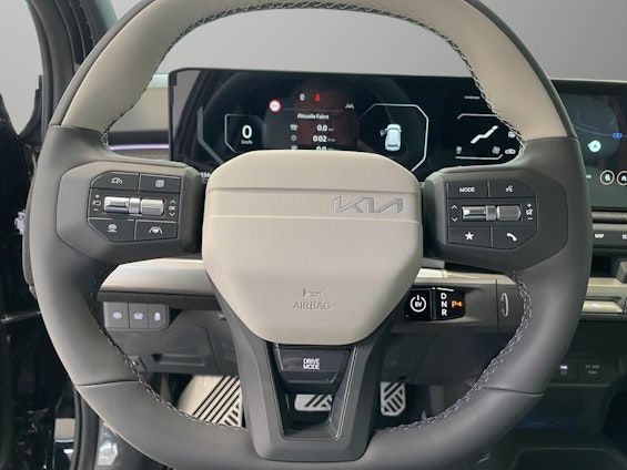 Vehicle image 3 Vehicle image 3