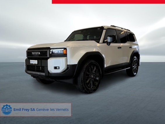 First vehicle image First vehicle image