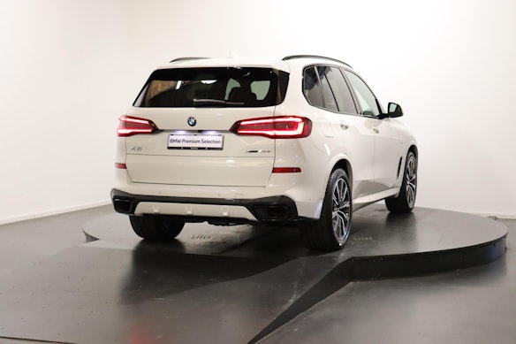 BMW X5 45e xDrive SAG 3