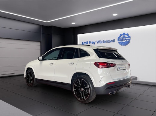 MERCEDES-BENZ GLA 250 e EQ Star AMG Line 2