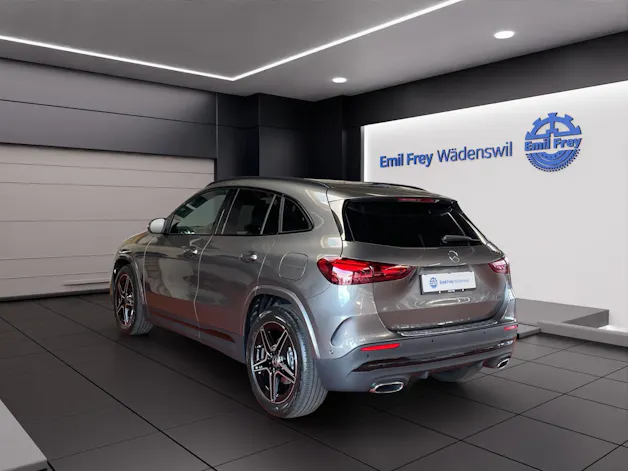 Mercedes-Benz GLA 200 Night Star AMG Line