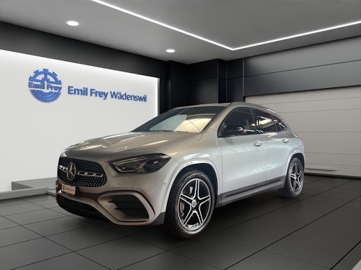 MERCEDES-BENZ GLA 200 Night Star AMG Line 0 MERCEDES-BENZ GLA 200 Night Star AMG Line 0
