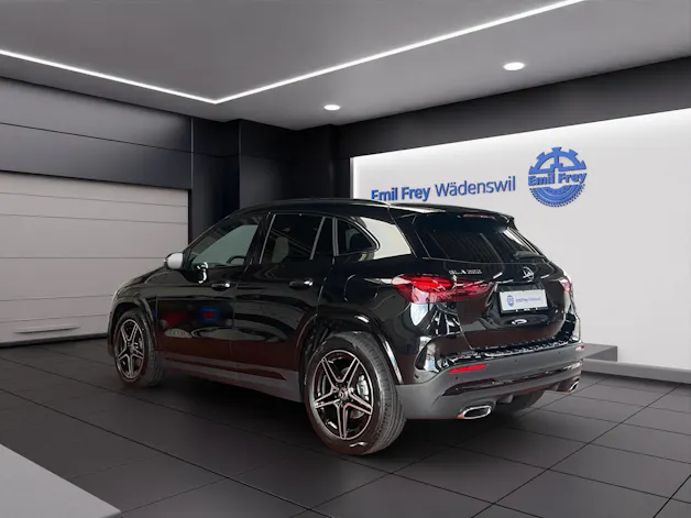 Mercedes-Benz GLA 200 Night Star AMG Line