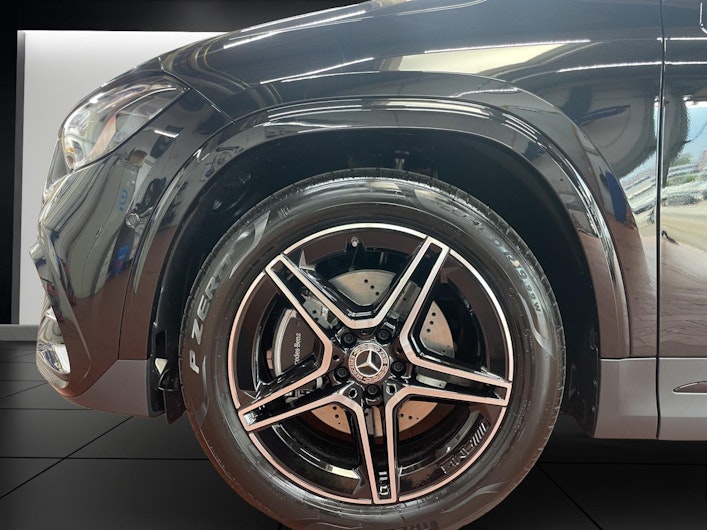 Vehicle image MERCEDES-BENZ GLA 200