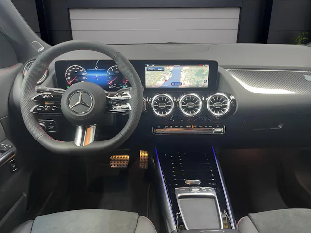Mercedes-Benz GLA 200 Night Star AMG Line