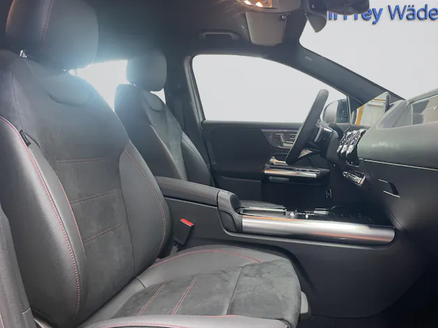 Mercedes-Benz GLA 200 Night Star AMG Line