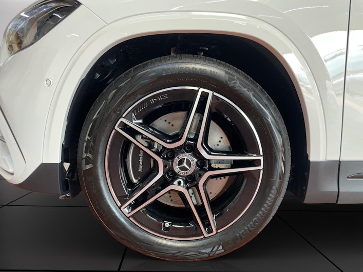 Vehicle image MERCEDES-BENZ GLA 250