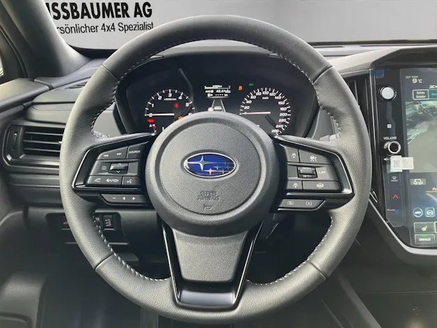 Subaru Forester Station 2.0i e-Boxer Swiss Plus