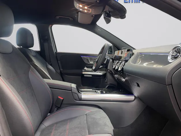 Mercedes-Benz GLA 200 Night Star AMG Line