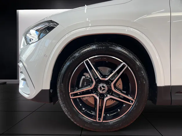Mercedes-Benz GLA 200 Night Star AMG Line