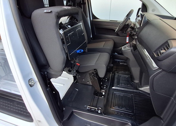 Vehicle image 7 Vehicle image 7