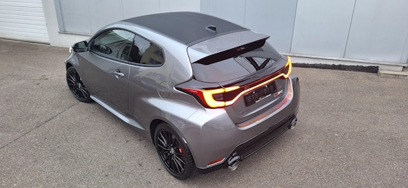 Vehicle image 6 Vehicle image 6