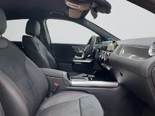 Mercedes-Benz GLA 250 4MATIC Swiss Star AMG Line