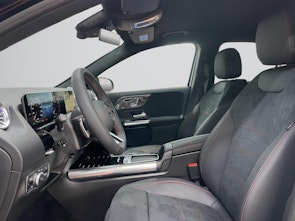 Vehicle image MERCEDES-BENZ GLA 250 4MATIC Swiss Star AMG Line