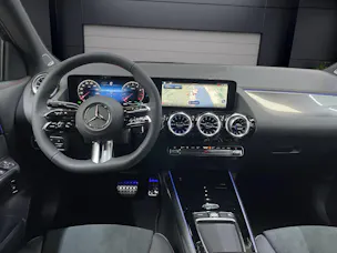 Mercedes-Benz GLA 250 4MATIC Swiss Star AMG Line