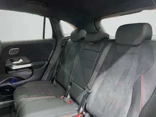 Mercedes-Benz GLA 250 4MATIC Swiss Star AMG Line