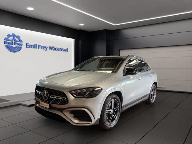 Mercedes-Benz GLA 200 Night Star AMG Line
