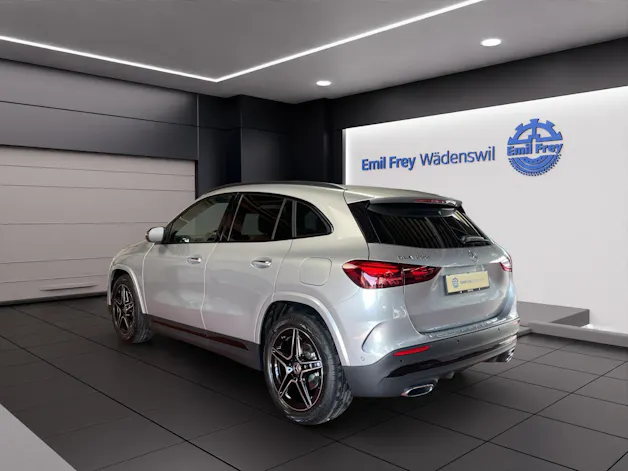 Mercedes-Benz GLA 200 Night Star AMG Line