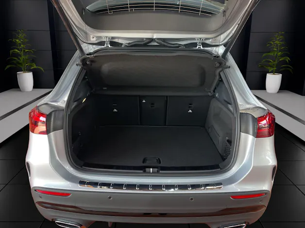 Mercedes-Benz GLA 200 Night Star AMG Line