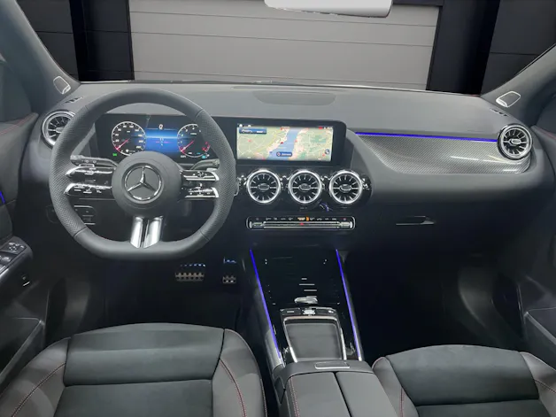 Mercedes-Benz GLA 250 4MATIC Swiss Star AMG Line