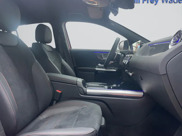 Mercedes-Benz GLA 200 Night Star AMG Line