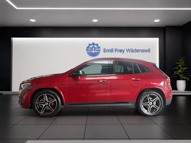 Mercedes-Benz GLA 200 Night Star AMG Line