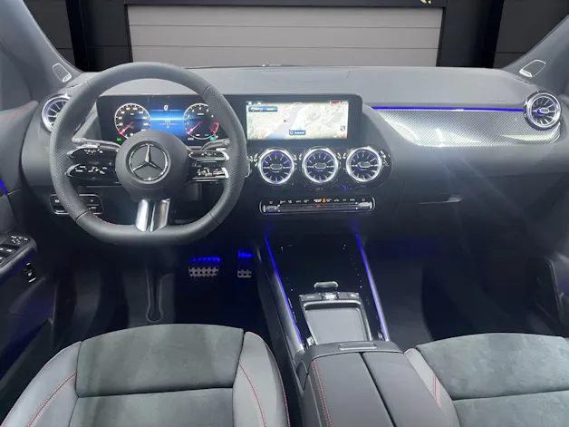 Mercedes-Benz GLA 200 Night Star AMG Line