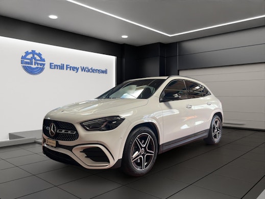 MERCEDES-BENZ GLA 200 Night Star AMG Line 0 MERCEDES-BENZ GLA 200 Night Star AMG Line 0