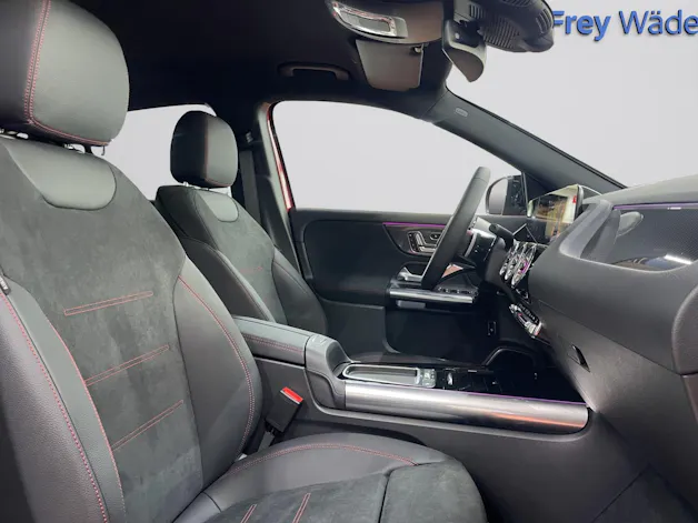 Mercedes-Benz GLA 200 Night Star AMG Line