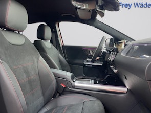 Vehicle image MERCEDES-BENZ GLA 200 Night Star AMG Line