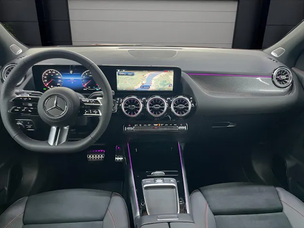 Mercedes-Benz GLA 200 Night Star AMG Line