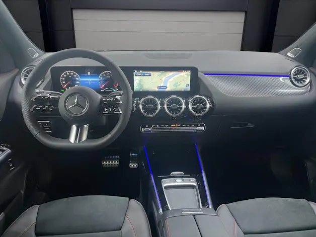 Mercedes-Benz GLA 200 Night Star AMG Line