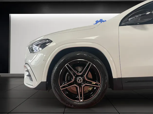 Mercedes-Benz GLA 200 Night Star AMG Line