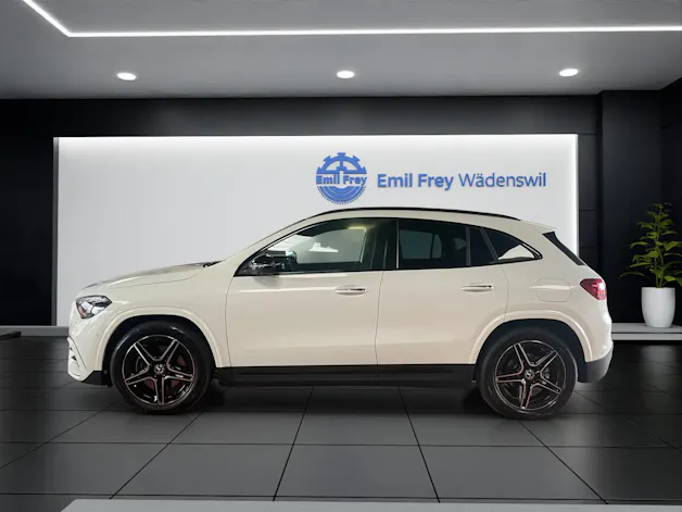 Mercedes-Benz GLA 200 Night Star AMG Line
