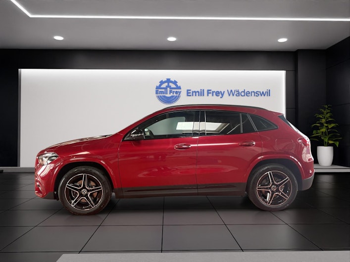 Vehicle image MERCEDES-BENZ GLA 250