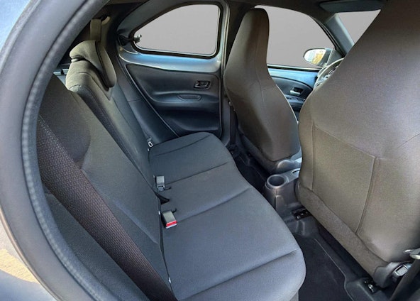 Vehicle image 8 Vehicle image 8