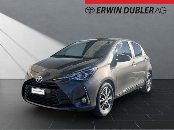 First vehicle image