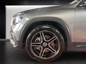 Vehicle image MERCEDES-BENZ GLB 220 AMG Line 4matic
