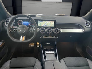 Vehicle image MERCEDES-BENZ GLB 220 AMG Line 4matic