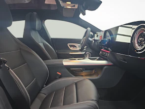 Fahrzeugbild MERCEDES-BENZ CLA 350 4MATIC Shooting Brake EQ Technology