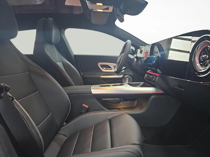 Fahrzeugbild MERCEDES-BENZ CLA 350