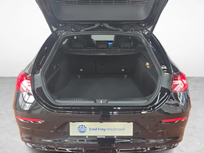 Fahrzeugbild MERCEDES-BENZ CLA 350 4MATIC Shooting Brake EQ Technology