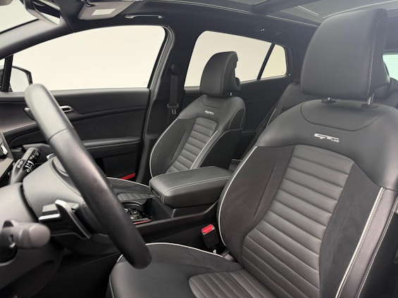 Vehicle image 5 Vehicle image 5