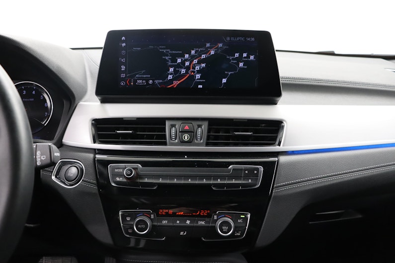 Vehicle image BMW X2